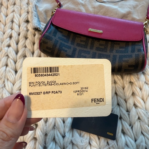 Authentic FENDI 2015 Zucca Pink cyclamin & Tobacco
Mini Pouch wt box and tags - Picture 7 of 16